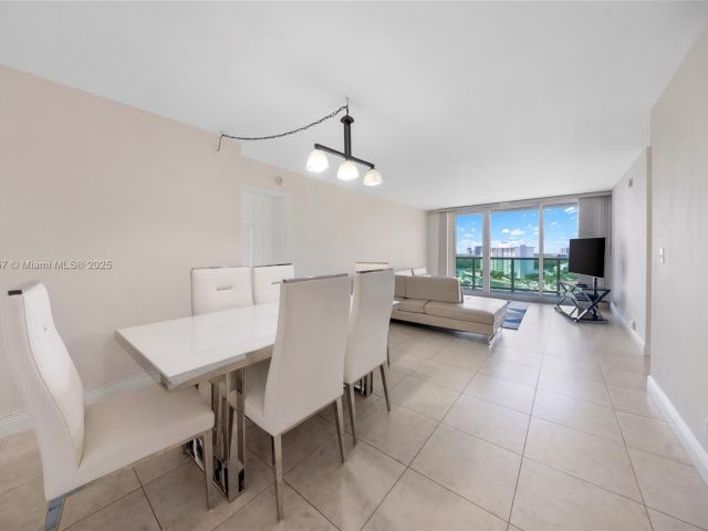 Apartment for sale  Unit #1403 - photo 6232164