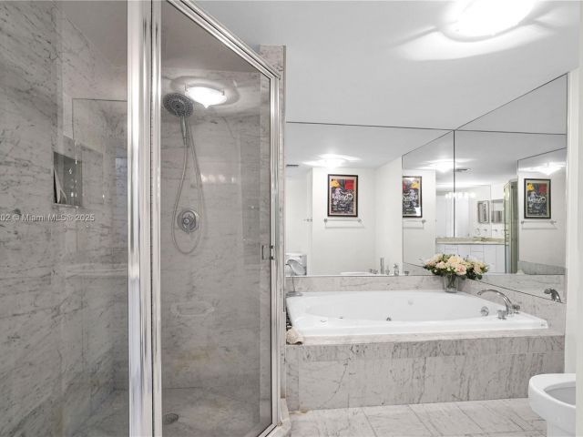 Apartment for sale  Unit #603 - photo 5934224