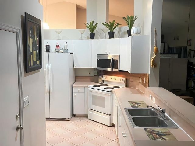 Home for sale at 3542 Sahara Springs - photo 5980464