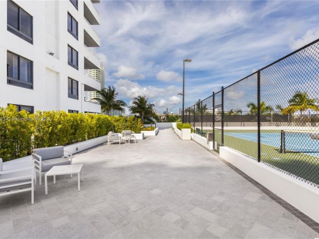 Apartment for sale  Unit #1013 - photo 5948659