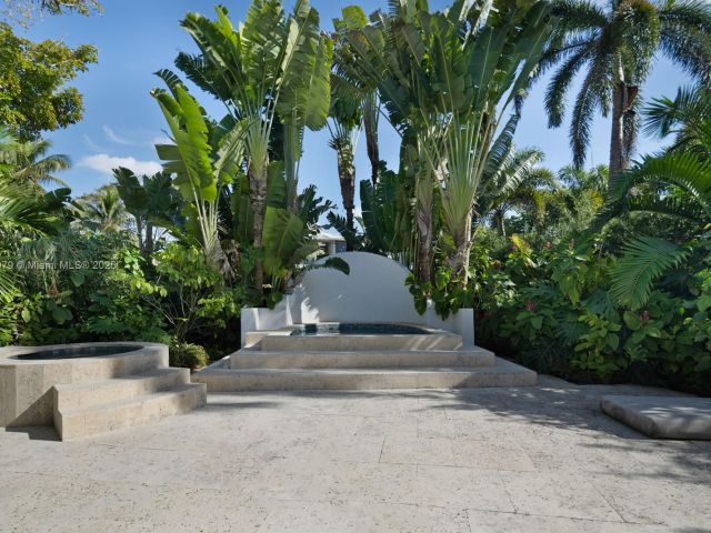 Home for sale at 3026 Flamingo Dr - photo 5943524