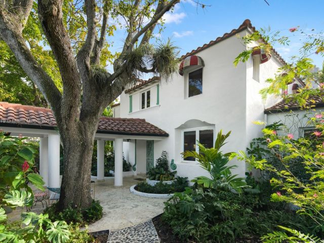 Home for sale at 3026 Flamingo Dr - photo 5943542