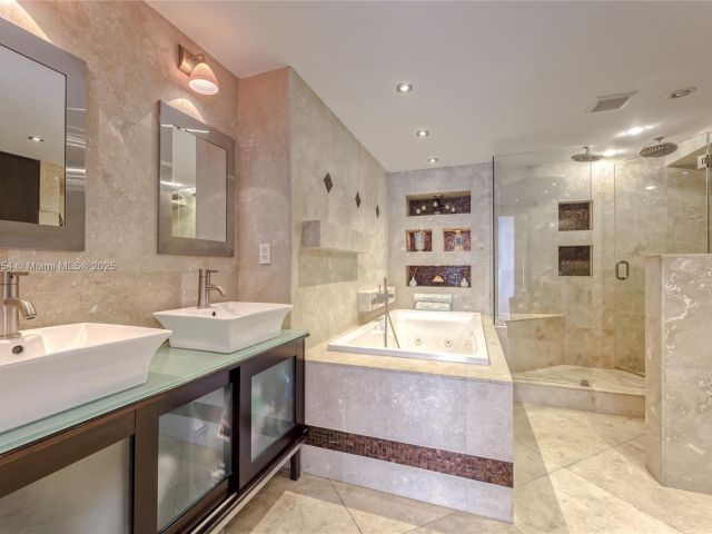 Apartment for sale  Unit #1606 - photo 5986291