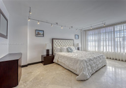 Apartment #1606 at The Hallmark of Hollywood