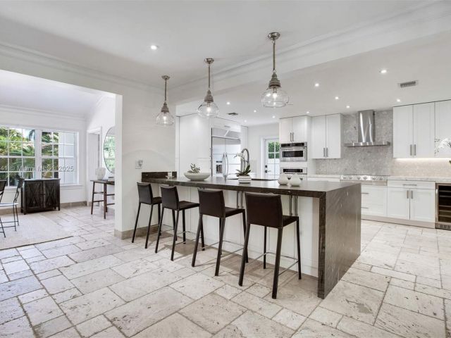 Home for sale at 1161 Sunset Dr - photo 6036340