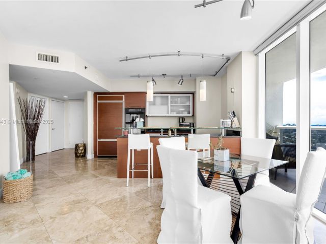 Apartment for rent  Unit #2608 - photo 5947562