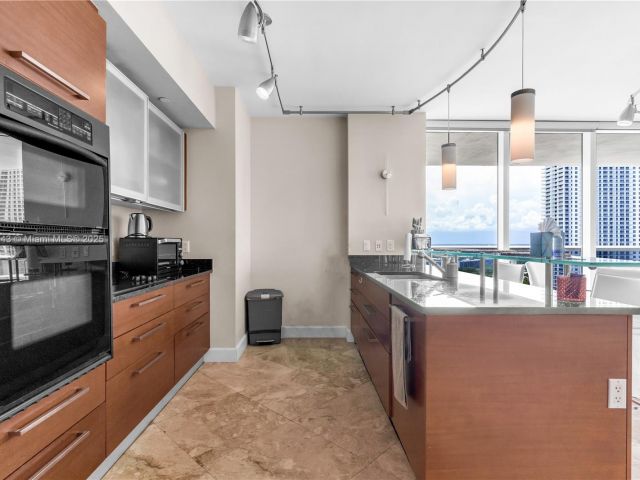 Apartment for rent  Unit #2608 - photo 5947565