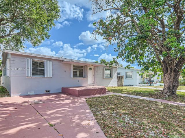 Home for sale at 6437 Custer St - photo 5950577