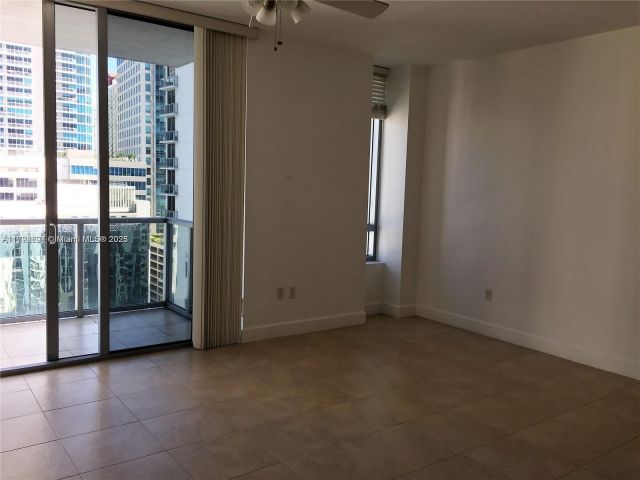 Apartment for sale  Unit #1602 - photo 5955851