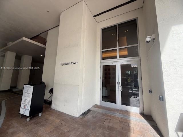 1-bedroom condo for sale in Miami - 1050 Brickell Ave 1602 - MondialRealty