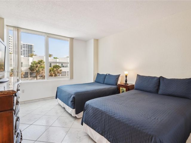 Apartment for rent  Unit #212 - photo 5947872