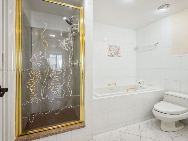 Apartment for rent  Unit #212 - photo 5947875