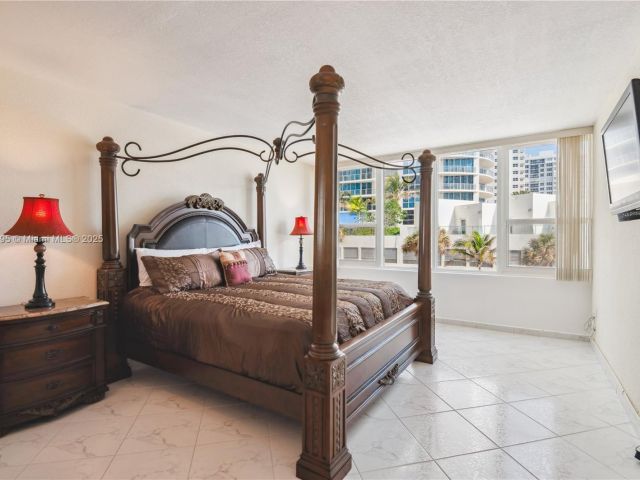 Apartment for rent  Unit #212 - photo 5947876