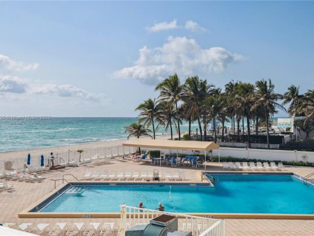 Apartment for rent  Unit #212 - photo 5947882