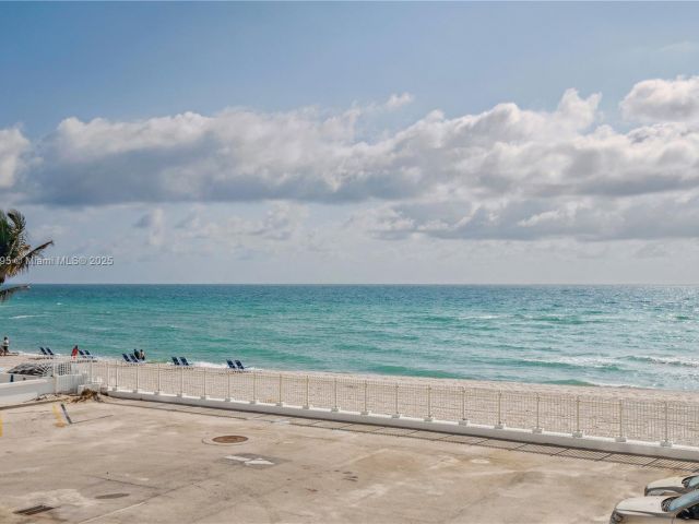 Apartment for rent  Unit #212 - photo 5947883