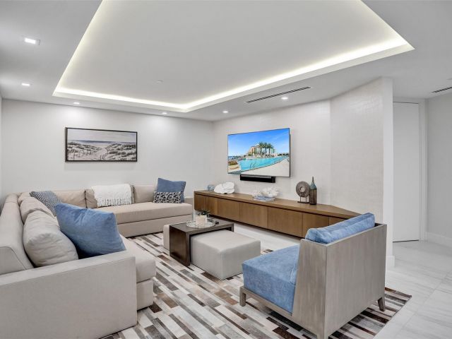 Apartment for rent  Unit #PH1801 - photo 5947398