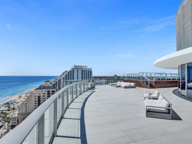 Apartment for rent  Unit #PH1801 - photo 5947415