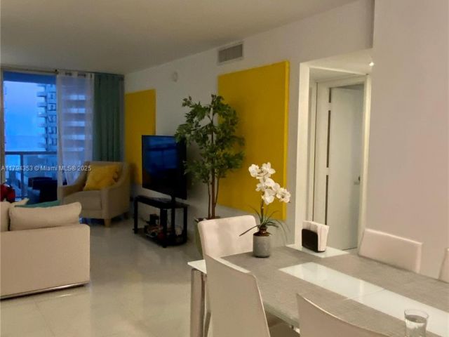 Apartment for sale  Unit #7V - photo 5988696