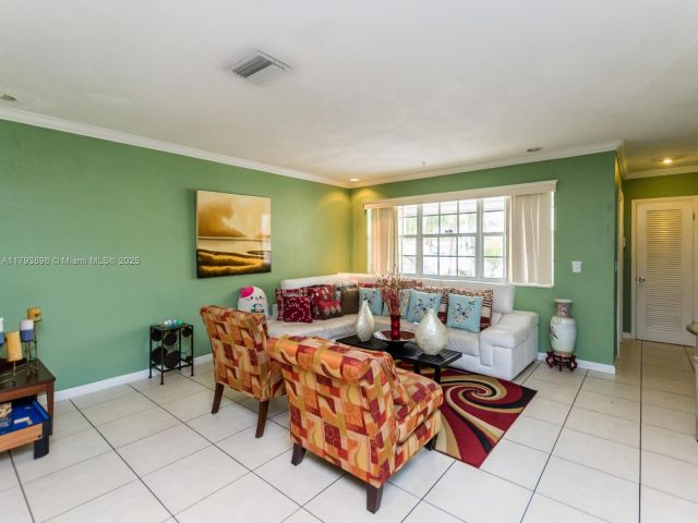 Home for rent at 5524 Garfield St - photo 5946330