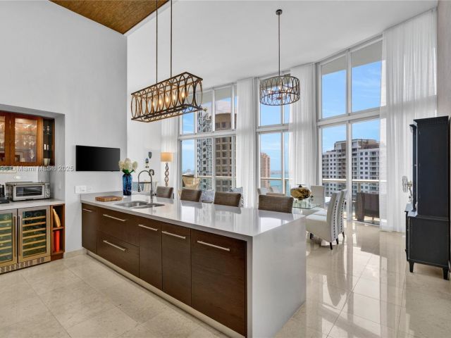 Apartment for sale  Unit #2801 - photo 5953234