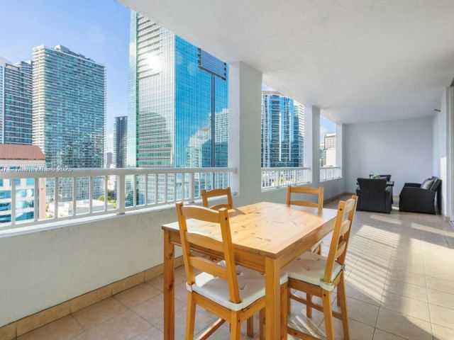 Apartment for sale  Unit #1905 - photo 5953392