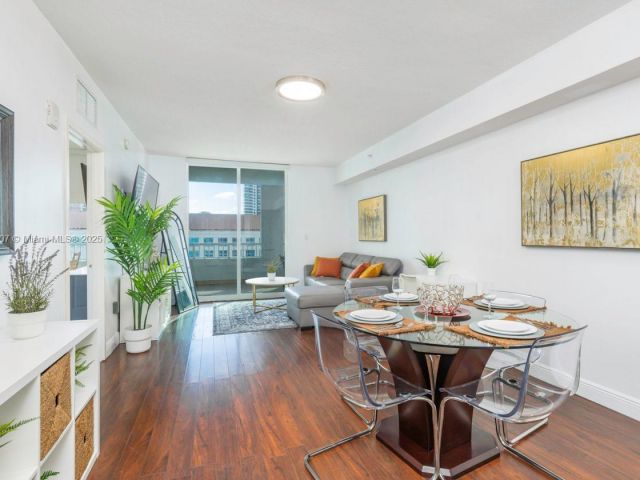 Apartment for sale  Unit #1905 - photo 5953395