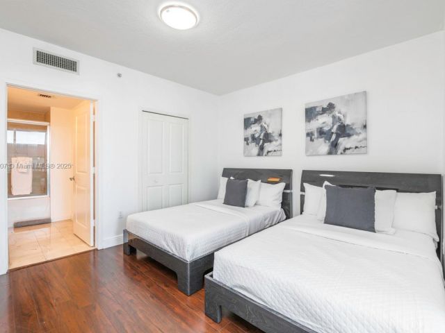 Apartment for sale  Unit #1905 - photo 5953403