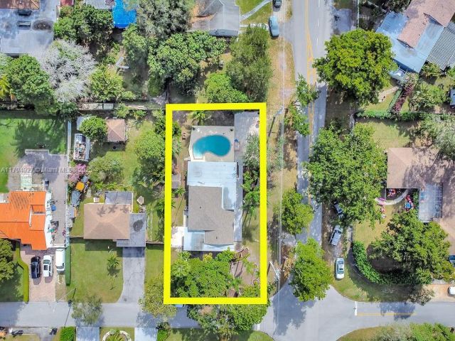 Home for sale at 12135 NE 10th Ave - photo 5944911