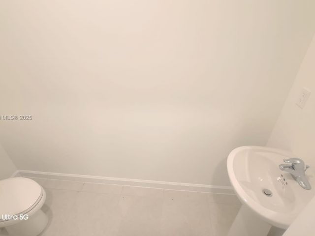 Home for rent at 226 SW 159th Ct 226 - photo 5947506