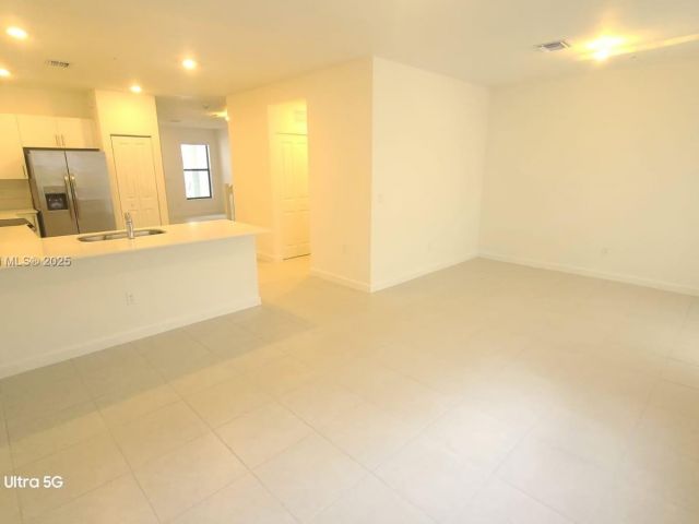 Home for rent at 226 SW 159th Ct 226 - photo 5947510