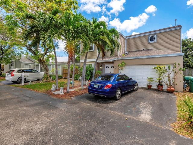 Home for sale at 12684 SW 145th St - photo 5960975