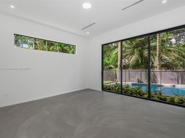 Home for sale at 2730 SW 17th Ave - photo 5998598