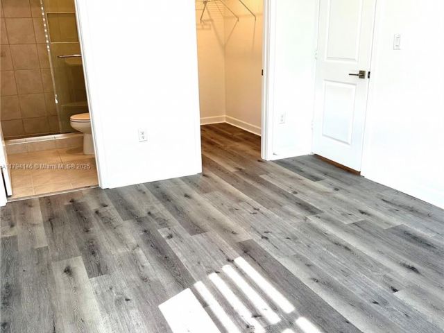 Home for rent at 2418 SE 10th Ct - photo 5975109