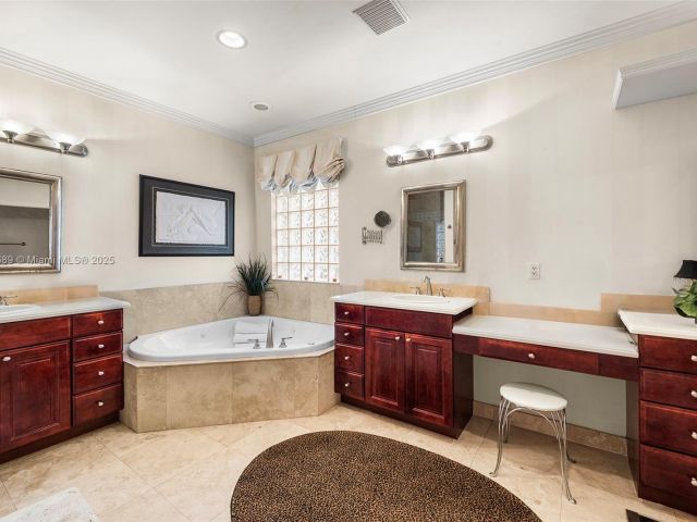 Home for sale at 2709 NE 16th St - photo 5951353