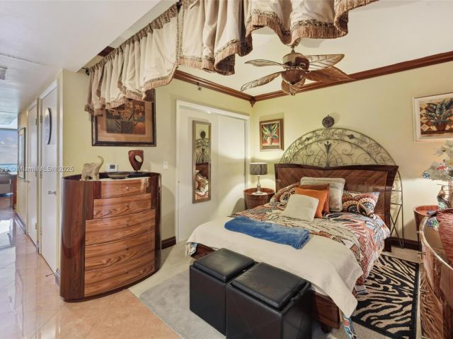 1-bedroom condo for rent in Hallandale Beach - 1830 S Ocean Dr 4712 - MondialRealty