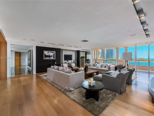 Apartment for sale  Unit #7143 - photo 5953562