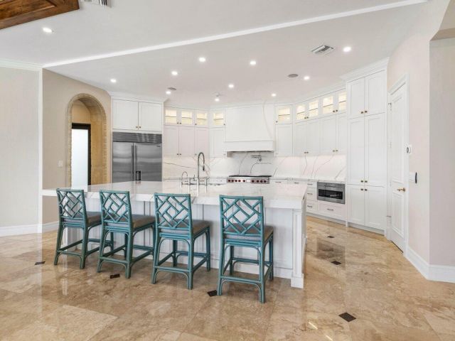 Home for rent at 7241 NE 8th Drive - photo 5952081