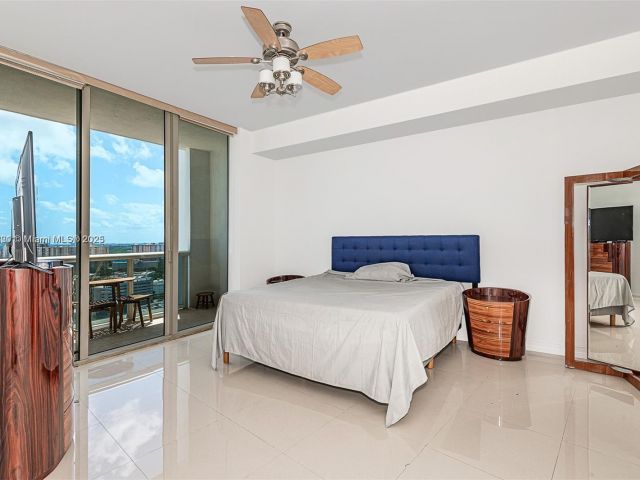 Apartment for sale  Unit #3405 - photo 5954458