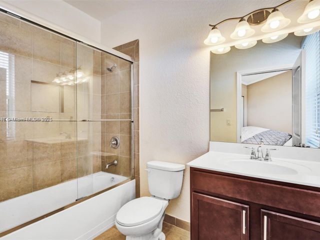 Home for sale at 4190 NE 20th St - photo 5986851