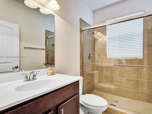 Home for sale at 4190 NE 20th St - photo 5986852