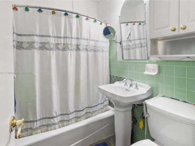 Home for sale at 5644 SW 69th Ave - photo 5952557