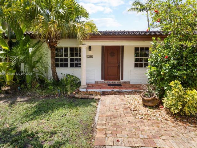 Home for sale at 5644 SW 69th Ave - photo 5952575