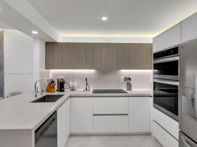 Apartment for rent  Unit #825 - photo 5953193