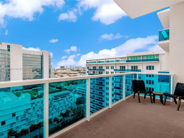 Apartment for rent  Unit #1605 - photo 5953174