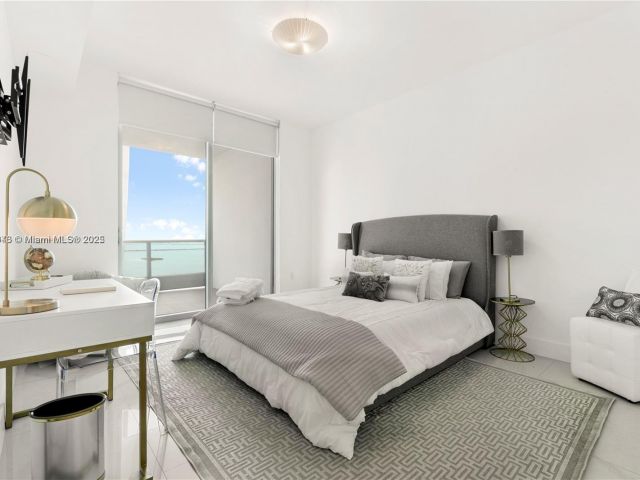 Apartment for rent  Unit # - photo 5953709