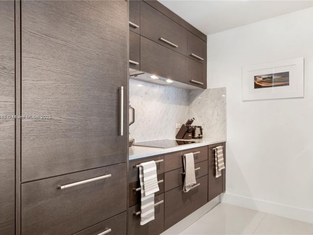 Apartment for rent  Unit # - photo 5953715