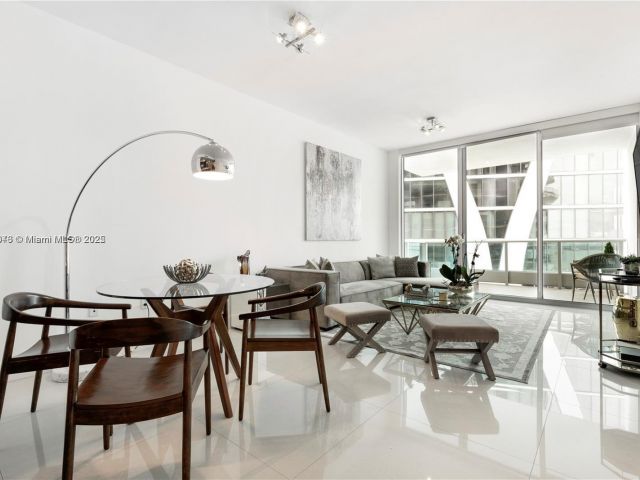 Apartment for rent  Unit # - photo 5953718