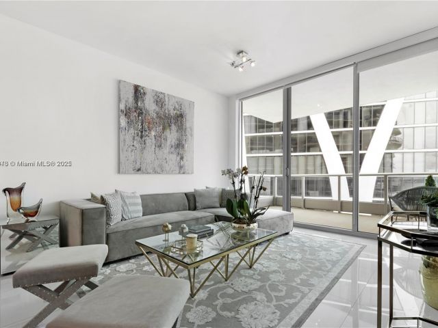 Apartment for rent  Unit # - photo 5953720