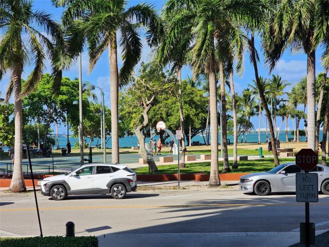 Apartment for sale  Unit #1012 - photo 5954453