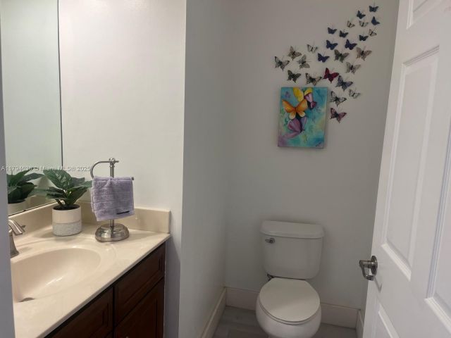 Home for rent at 8985 NW 98th Ave - photo 5962768